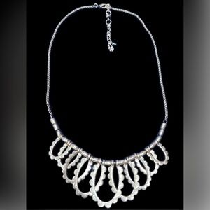 Lucky Brand silver  tone  scalloped collar pendant necklace  18"